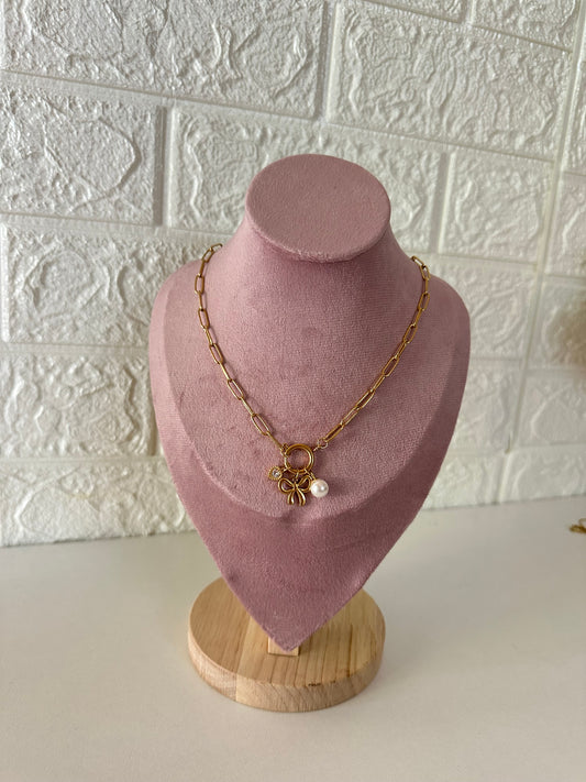 Bow charms pendant