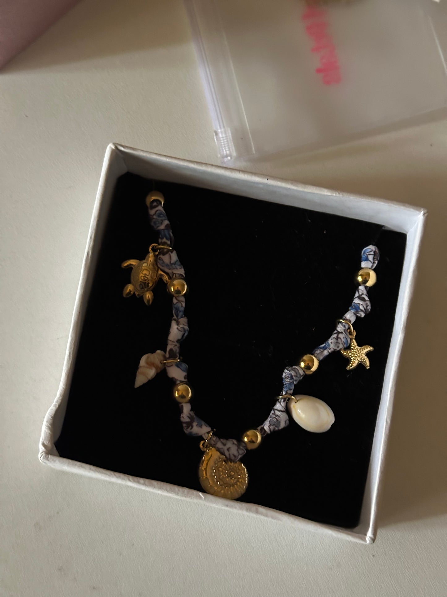 Uni sea shell necklace