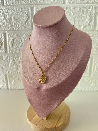 Leo pendant