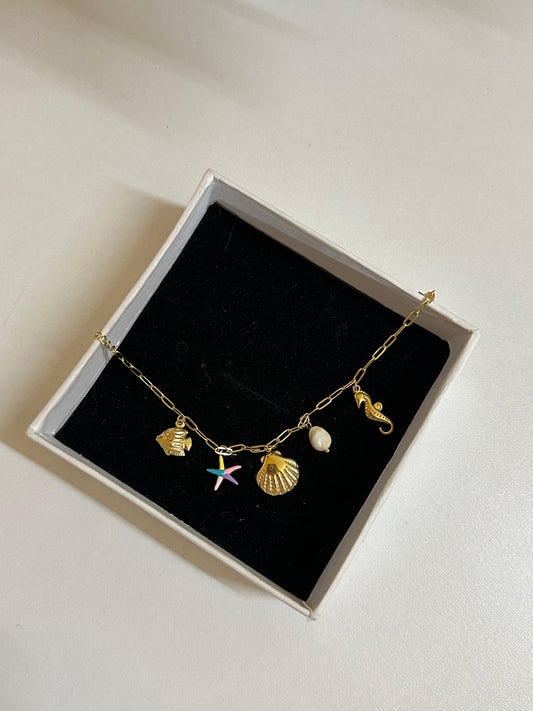 Sea shell charm bracelet