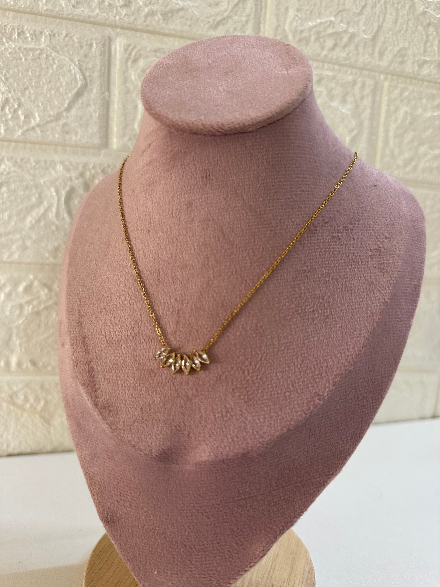Gold stone leaf necklace