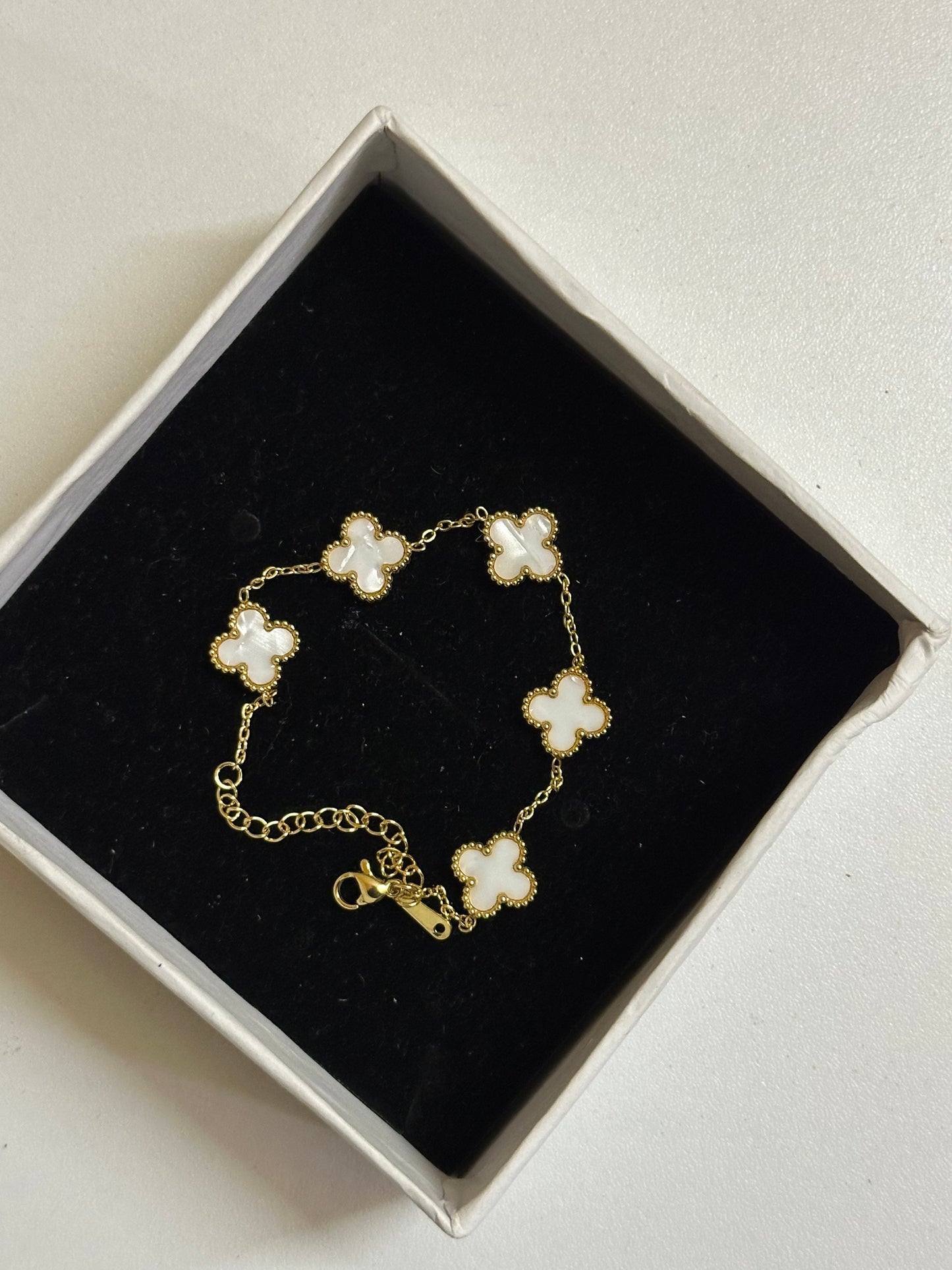 White clover bracelet