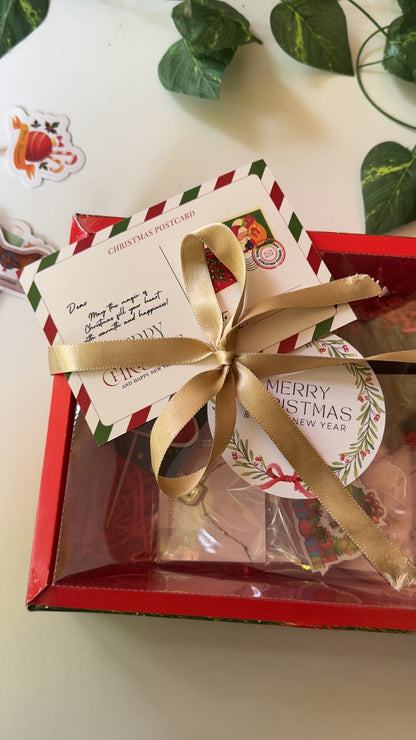 Christmas gift hamper (red)