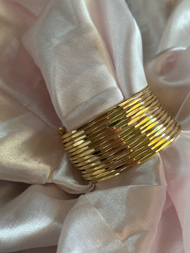 Chunky hand stack bracelet